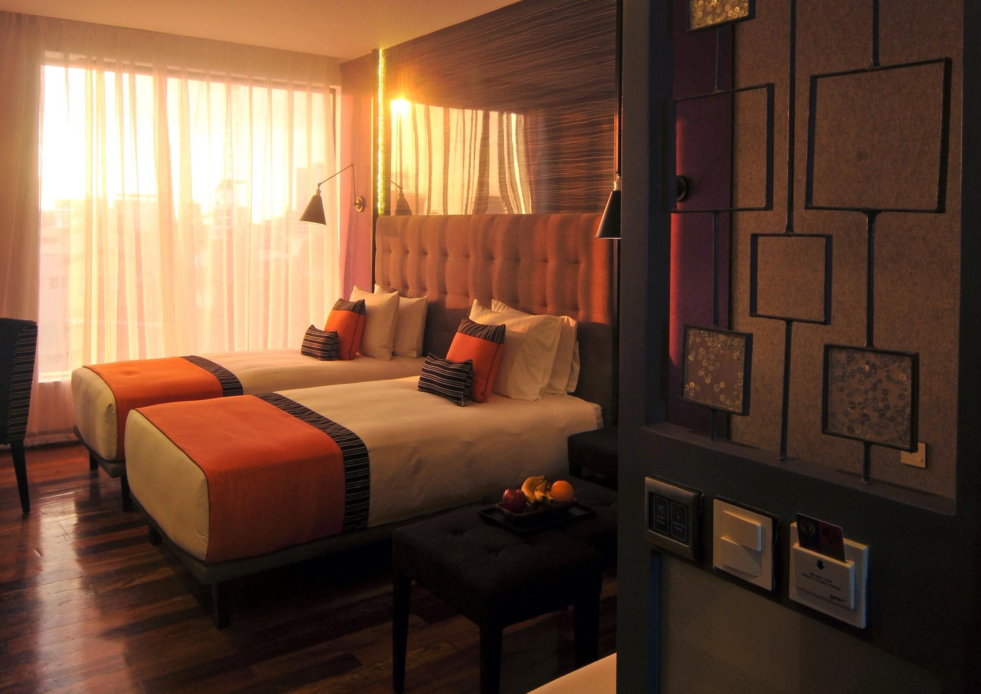 Hive Hotel Quezon City Esterno foto