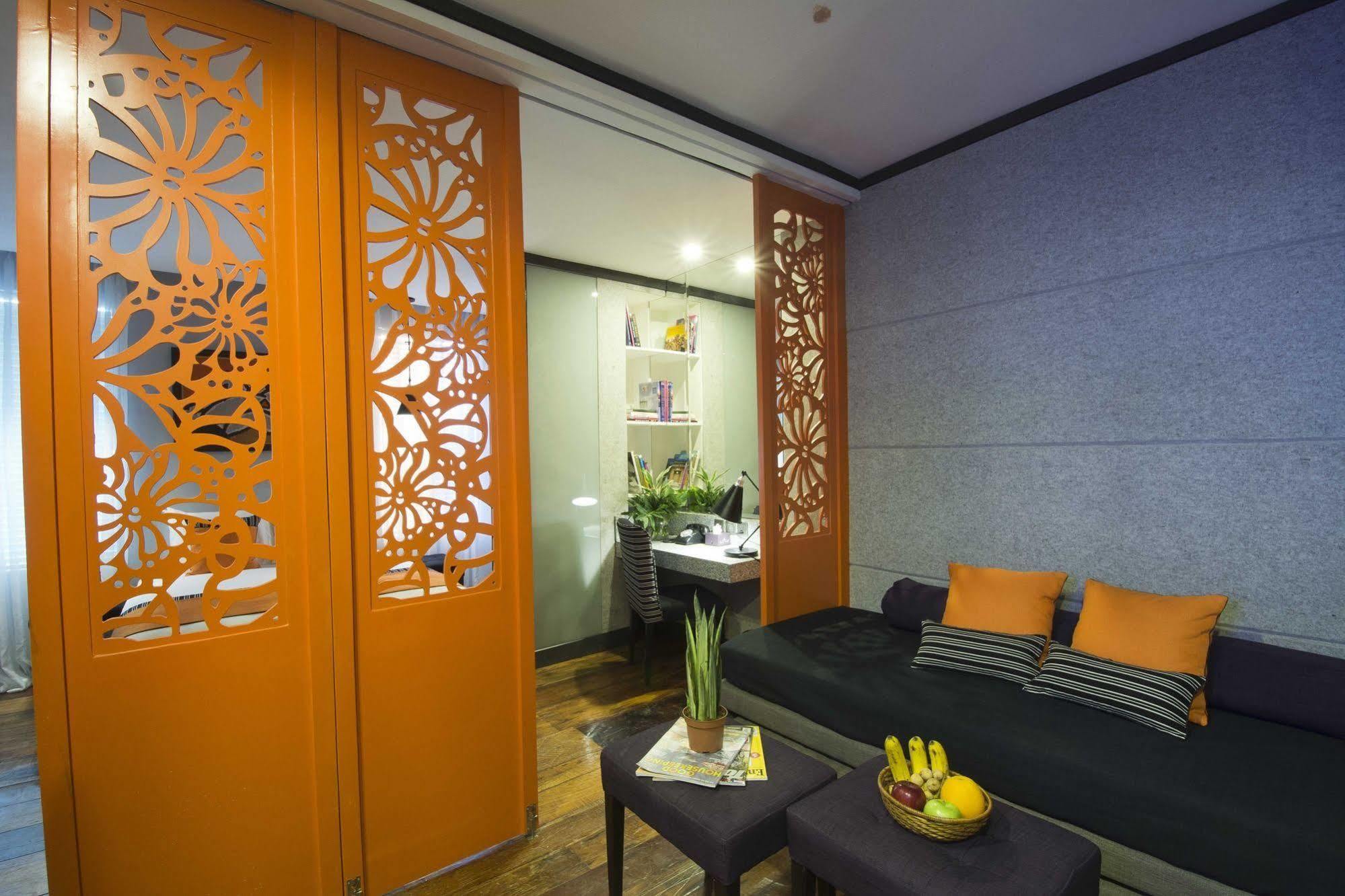 Hive Hotel Quezon City Esterno foto